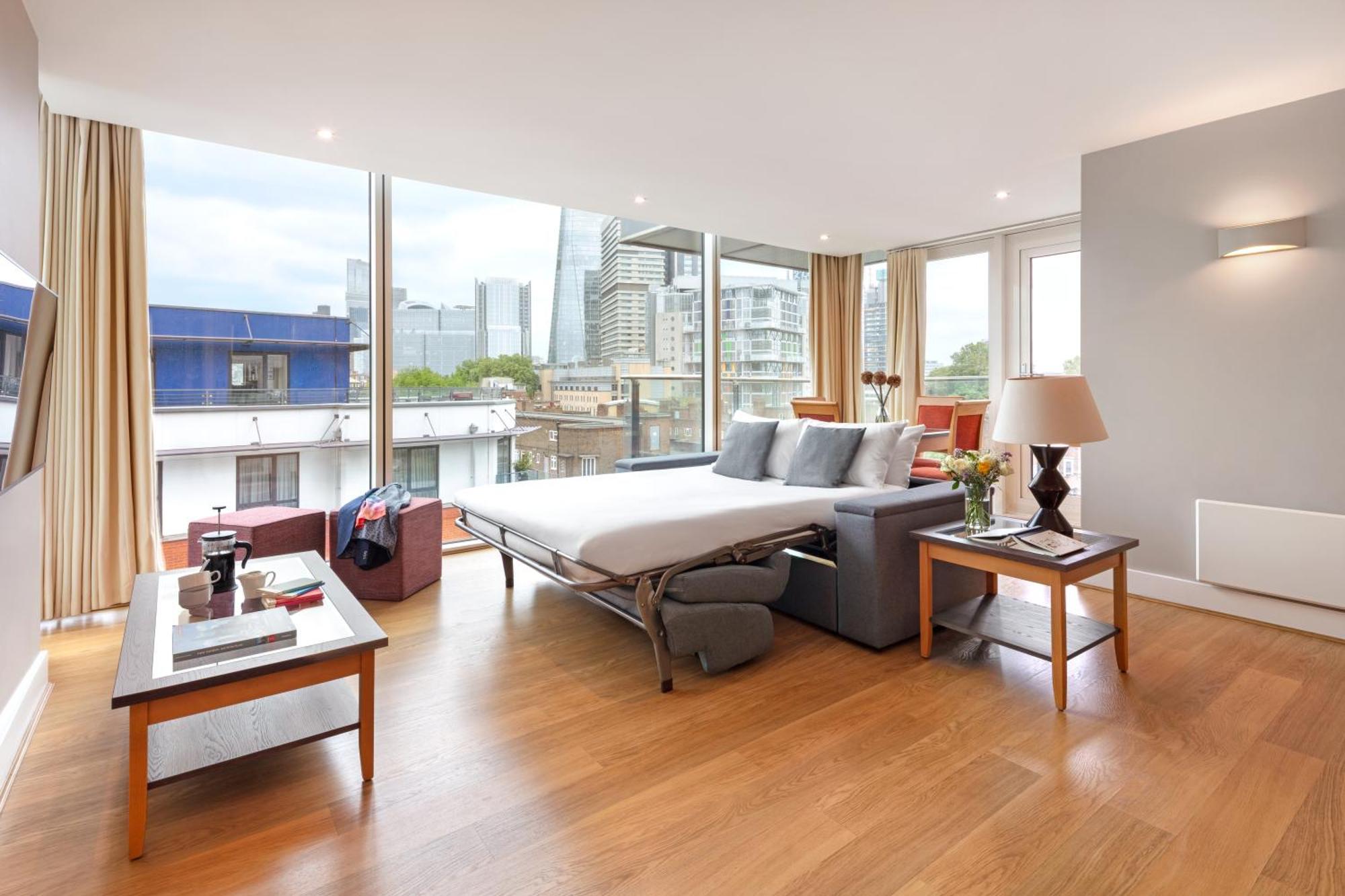 Aparthotel Marlin Bridge - Empire Square 4*